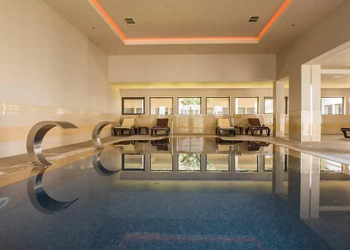 Gale Collection Hotel 4*